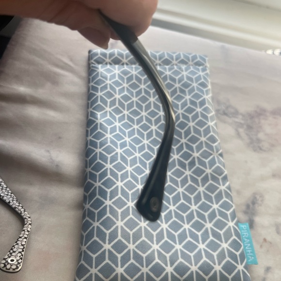 Coach Sienna Prescription Black Sunglasses with non-matching case - Picture 9 of 12